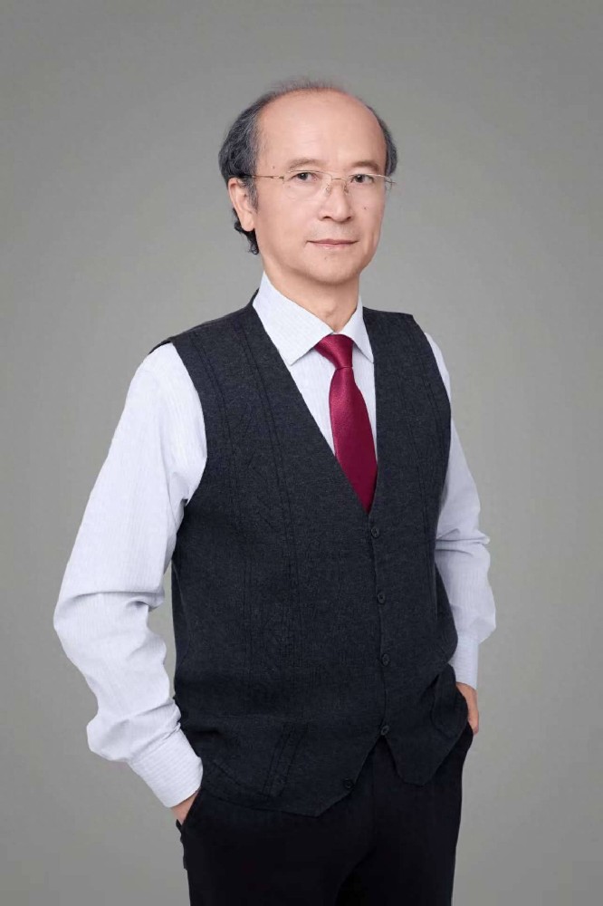 五大拍行联合启幕 朱跃勤五年全球艺术推广战略，助推润格登顶百万